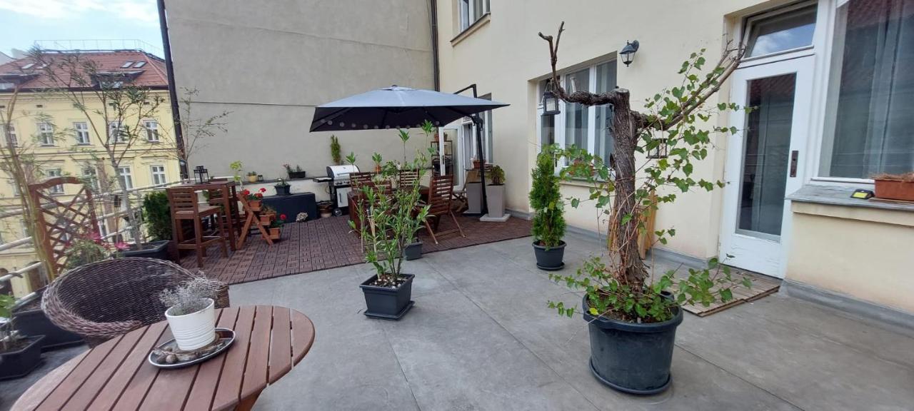 Anenska By Charles Bridge 2 Apartment Прага Екстериор снимка