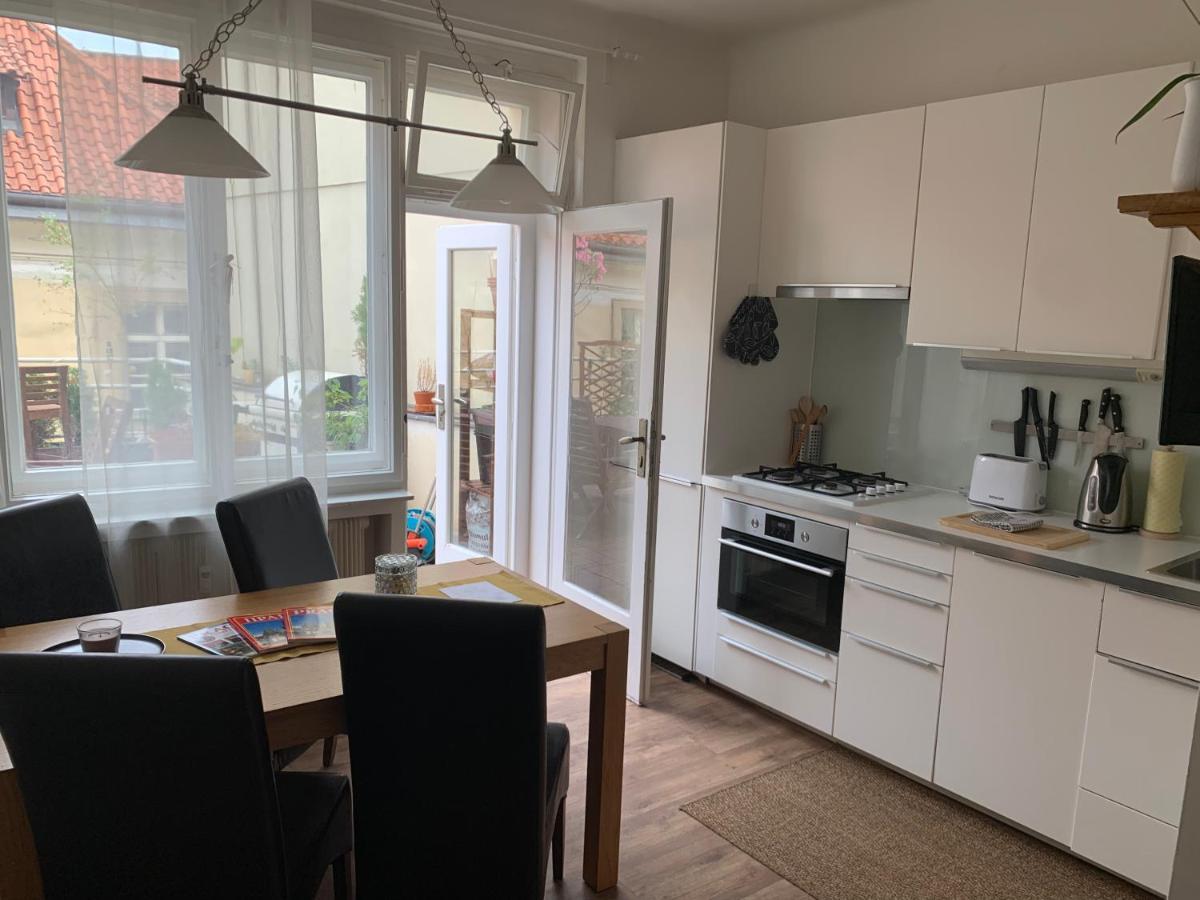 Anenska By Charles Bridge 2 Apartment Прага Екстериор снимка