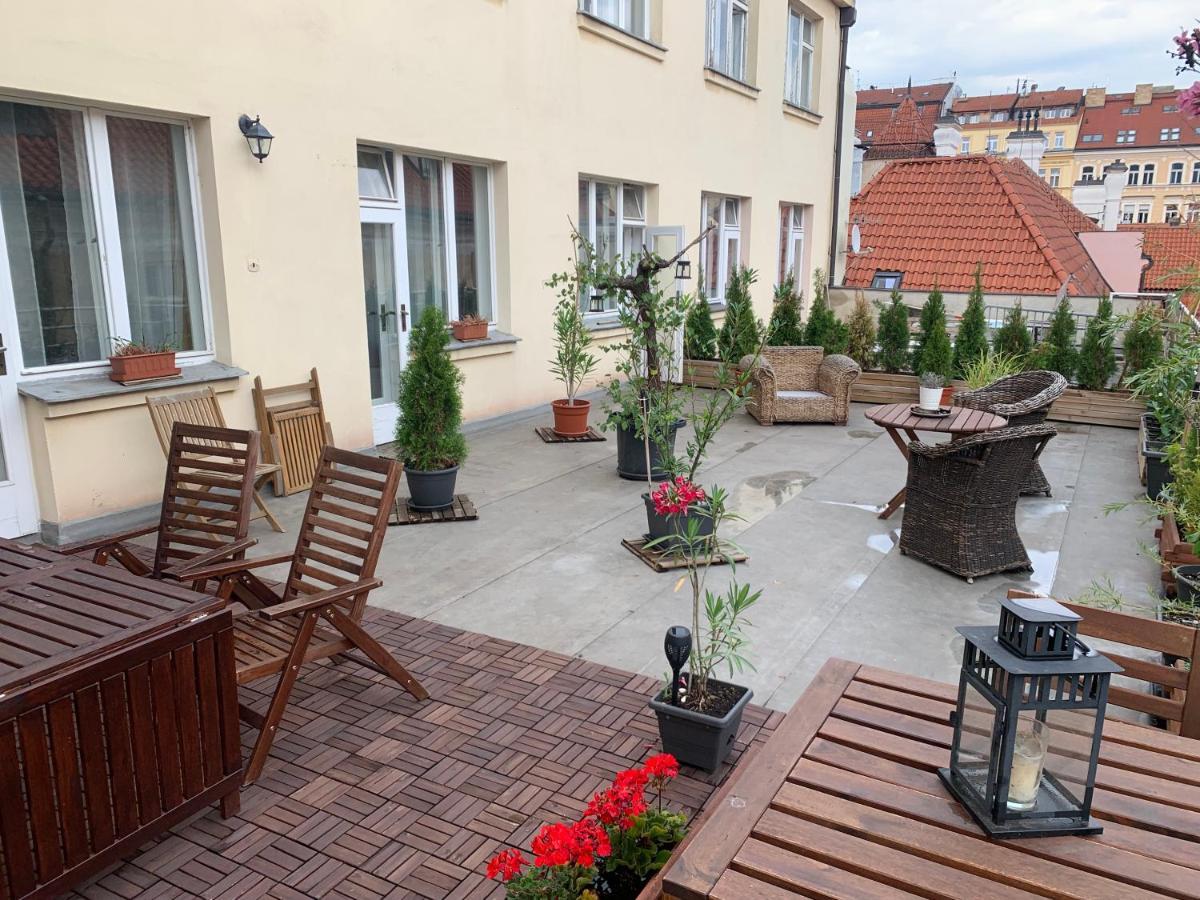 Anenska By Charles Bridge 2 Apartment Прага Екстериор снимка
